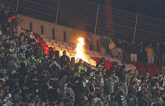 Amendă-record în fotbalul portughez: Sporting trebuie să-i plătească aproape 400.000 de euro Benficăi, după ce i-a distrus stadionul