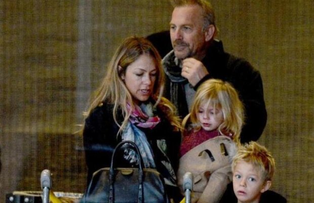 FOTO! Kevin Costner, un barbat norocos: 7 copii si o sotie cu 20 de ani mai tanara
