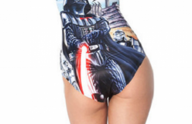 FOTO! Visul oricarui barbat: o femeie frumoasa innebunita dupa Star Wars