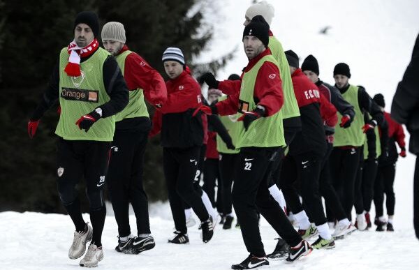 Test uşor pentru elevii lui Ţălnar » Dinamo debutează în 2013 cu o echipă din liga a patra