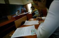 SANCŢIUNI. Cum vor fi pedespsiţi elevii care copiază sau deranjează la simulările examenelor