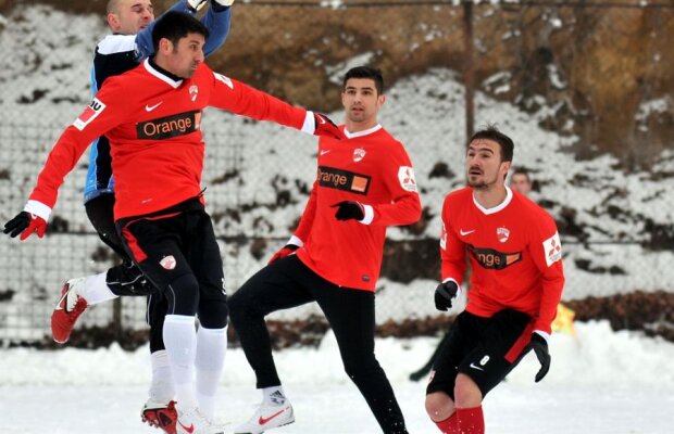 Dinamo a făcut scor cu Vulcan, scor 11-0 » Ţălnar: "Dinamo începe să prindă aripi"
