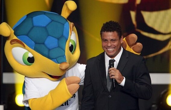 AMR 500 de zile pînă la Rio » FIFA a făcut un puzzle de Mondiale