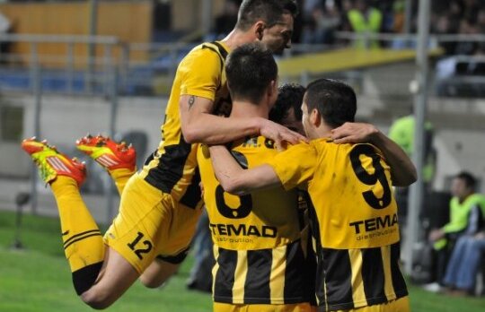 FC Braşov a adus un jucător crescut la academia lui Ajax » Ce sfaturi le dă steliştilor pentru "dubla" cu olandezii