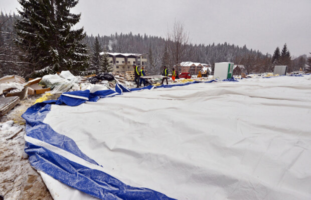 Apare patinoarul?! » Mai sînt 18 zile pînă la debutul Festivalului Olimpic al Tineretului European 2013