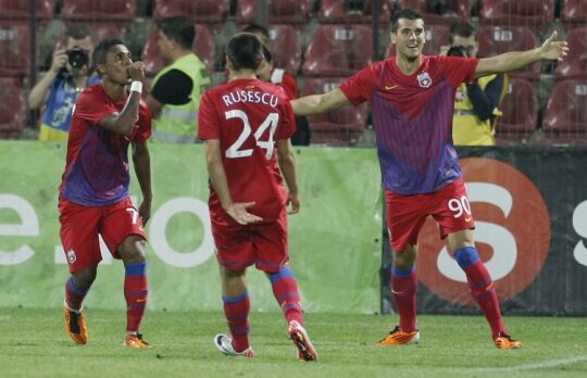 O legendă a Stelei ştie cine trebuie să joace cu Ajax: "Nikolici titular, Tatu rezervă"