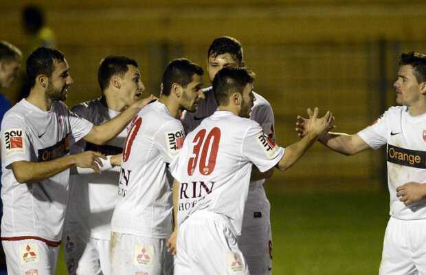 VIDEO Dinamo? Sună bine! » "Cîinii" au arătat ca o echipă solidă şi au impresionat în primul test adevărat din 2013