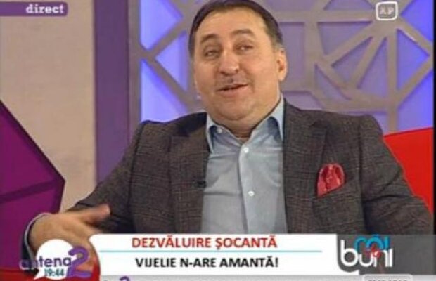 Vali Vijelie e nume de scena! Cantaretul dezvaluie cum l-a dobandit 