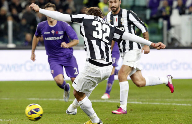 VIDEO I-au bătut şi desculţi! » Matri a înscris fără gheată al doilea gol al lui Juve în meciul cu Fiorentina :D