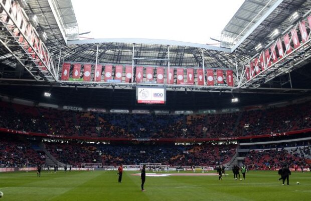 Becali, interzis la dineul celor de la Ajax: "Homofob, rasist şi fascist!"