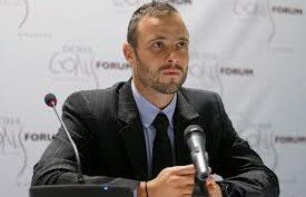 Continuă cazul Pistorius: "A fost supus unei presiuni incredibile"