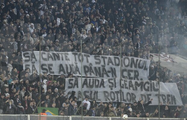 GALERIE FOTO Respect în tribune » Dinamoviştii şi rapidiştii l-au omagiat pe cel mai longeviv lider de galerie din România