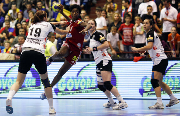 Fără Barbosa şi Navarro? » Cele două jucătoare de la Vîlcea au devenit libere de contract