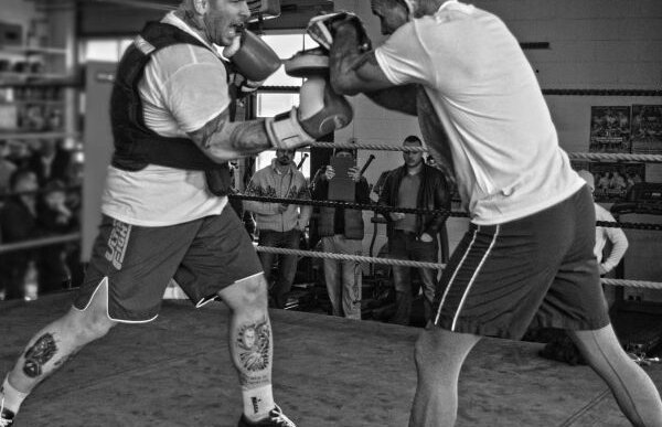 Zmărăndescu se bate sîmbătă cu un colos pentru titlul mondial în MMA: "Mor cu el de gît"