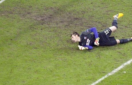 Dragomir ascunde mizeria sub "preşul" verde pe pe Arena Naţională: "Gazonul a fost excepţional, de ce aţi criticat?"