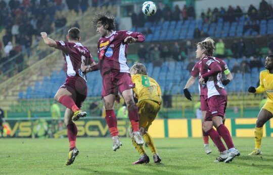 VIDEO CSMS Iaşi - CFR Cluj 1-1 » Clujenii rămîn fără victorie în 2013