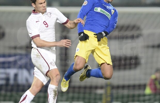 FOTO&VIDEO Spectacol în tribune, fotbal chinuit în teren » Rapid - Petrolul 0-0