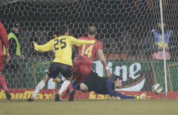 Steaua, peste tot acasă? Golubovici a fost fluierat de către propriii fani cînd a bătut penaltyul Ceahlăului