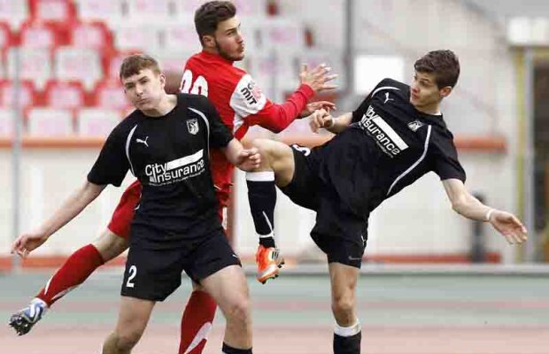 Cum a încercat noul antrenor al Sportului să îi convingă pe seniori să joace cu Dinamo II: "Vine investitor din Monte Carlo!"