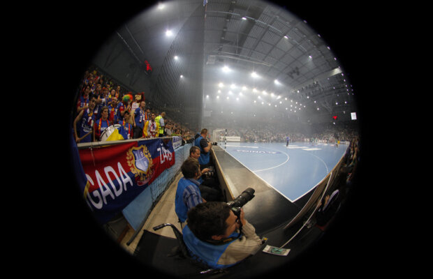 Pentru unguri se poate! » EHF a devansat data returului dintre Gyor şi Oltchim: se joacă pe 6 şi pe 11 aprilie!