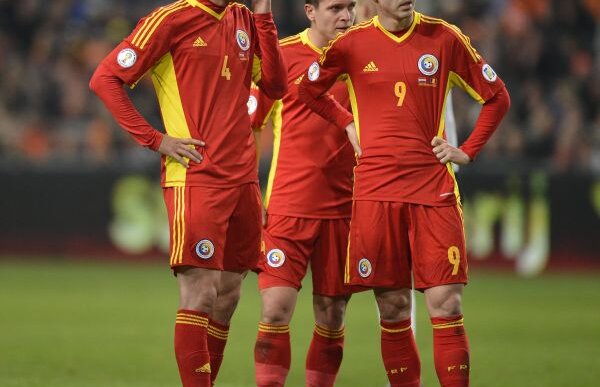 Petrecăreţii de la naţională sînt apăraţi: "Nu e ieşit din comun, jucătorii aveau nevoie de o refulare"