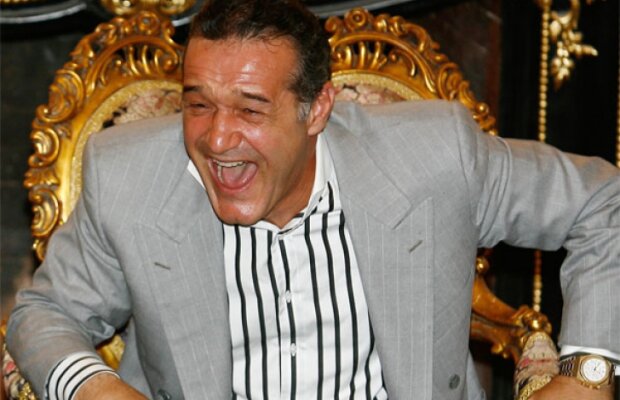 Becali ironizează ipoteza alianţei Porumboiu-Niculae: "Face fiecare schimbările la cîte un meci?" :)