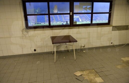 Ioaniţoaia constată că rolurile s-au inversat: Generalii MApN la mîna Stelei!