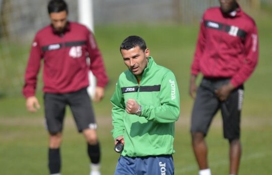 Antrenorul CFR-ului a dezvăluit pe cîţi ani are contract cu echipa clujeană: ”Patru ani cu domnul Trică”