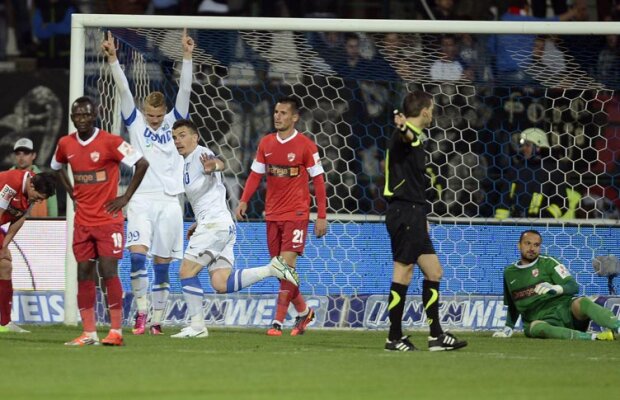 VIDEO Sărutul Europei » Pandurii bat Dinamo, în premieră, la Tîrgu-Jiu, exact cînd aveau nevoie mai mare, 2-0