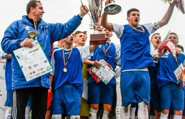 Bronz de Bordeaux » Povestea echipei şi a aventurii tinerilor care au umilit Brazilia, Belgia şi Grecia