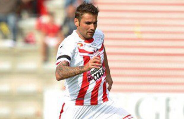 Pro şi contra Steaua » Motivele pentru care Mutu se gîndeşte la un transfer în Ghencea