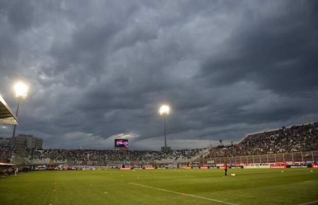 Foştii jucători ai Rapidului, şocaţi de vestea că giuleştenii ar putea juca în liga a 2-a: "Simţeam o înţepătură în inimă"