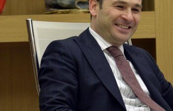 VIDEO Ionuţ Negoiţă face cinste la 65 de ani de la înfiinţarea clubului: "Voi ciocni un pahar de şampanie cu jucătorii!"