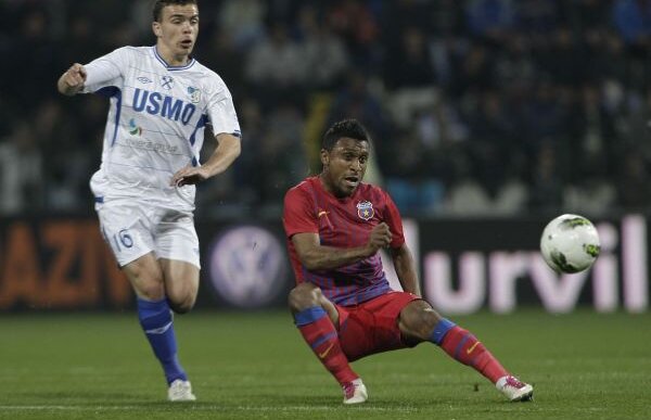 Nistor şocat de declaraţiile lui Becali: "Steaua e Steaua, dar nu vin în genunchi" :X