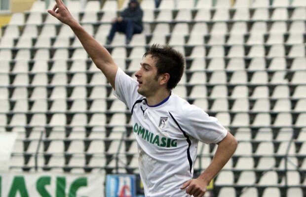 Îl vor şi pe "Pirlo"! » După Beţa, Şerban şi Lazăr, un alt "student" a intrat în vizorul dinamoviştilor