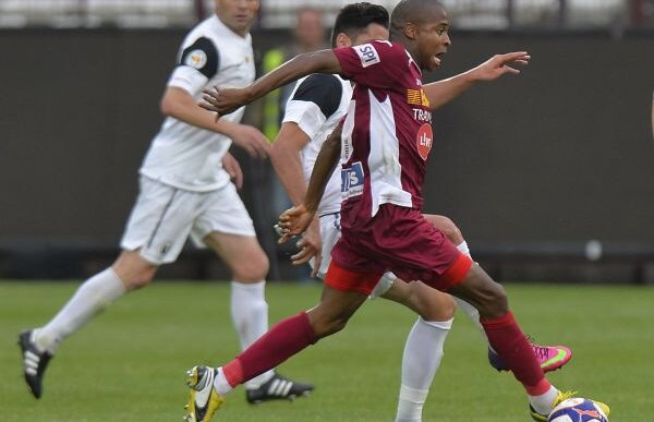 VIDEO Maah de Cluj » U a cîştigat duelul din tribune, CFR s-a impus pe teren cu 3-1