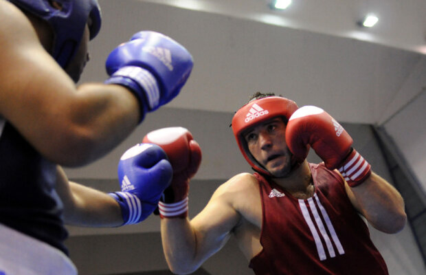 Prima victorie la Europene » Mihai Nistor va boxa în sferturi cu Magomedrasul Medjidov