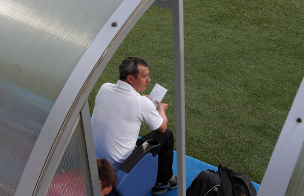 Oficial, Rednic! » Fostul antrenor al lui Standard a semnat cu CFR: ce supersalariu va avea