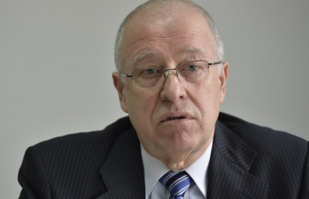 Anghelache la Radio GSP: "Dacă Steaua va fi sancţionată, Dinamo nu va fi avantajată cu nimic. Dimpotrivă!"