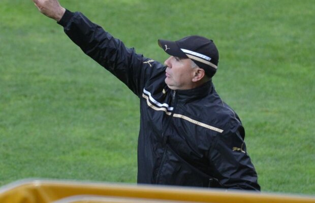 "Stegarii" au adus un fost rapidist » Nume noi la Braşov pe bancă şi în conducere