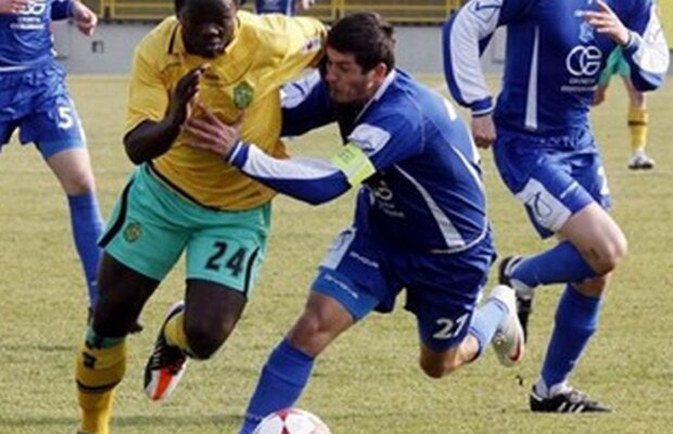 VIDEO Pe lîngă Keşeru, Steaua a mai găsit un atacant » Are aceeaşi vîrstă ca Rusescu şi a înscris de 7 ori sezonul trecut