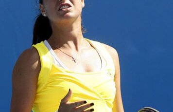 Kerber - Cîrstea, în primul tur la Eastbourne: Sorana, cotată cu şanse mici la pariuri!