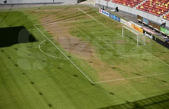 Steaua ajutată de schimbarea gazonului » Sandu va cere ca "roş-albaştrii" să evolueze acasă în returul play-off-ului din Ligă!