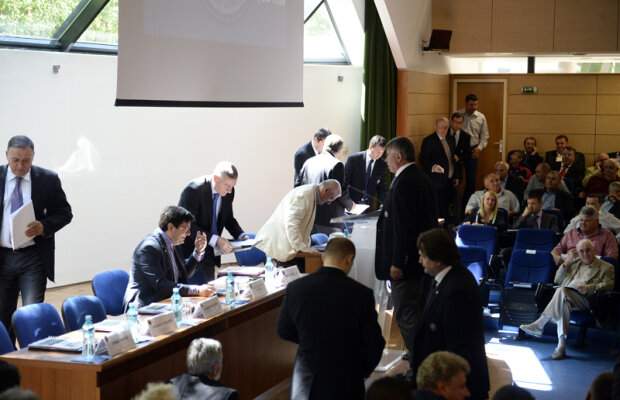 GSP a avut dreptate: oficial e haos! » Federaţia a modificat sîmbătă regulamentul şi acum nu se mai înţelege nimic!