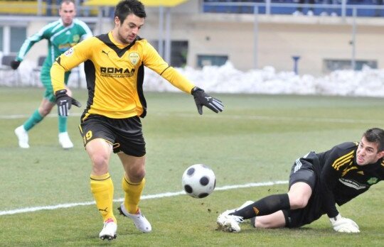 Încă un transfer la Dinamo » Savici e rezolvat