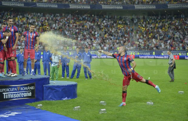 GALERIE FOTO Spectacol în tribune şi în teren la Supercupa României » Vezi o galerie foto de excepţie