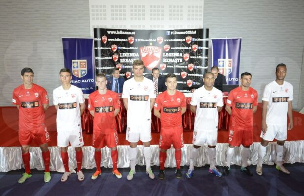 FOTO&VIDEO Cu chipul lui Hîldan pe piept » Dinamo a prezentat echipamentul pentru noul sezon