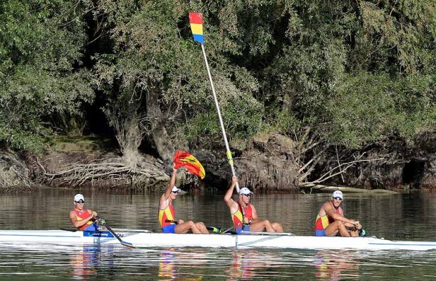 FOTO Aurul din apă » România a cucerit patru medalii de aur la Mondialele de tineret