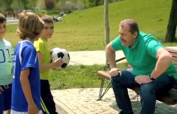 VIDEO Legenda Stelei, într-o reclamă inedită: ”Duckadam, stai tu în poartă?” :)