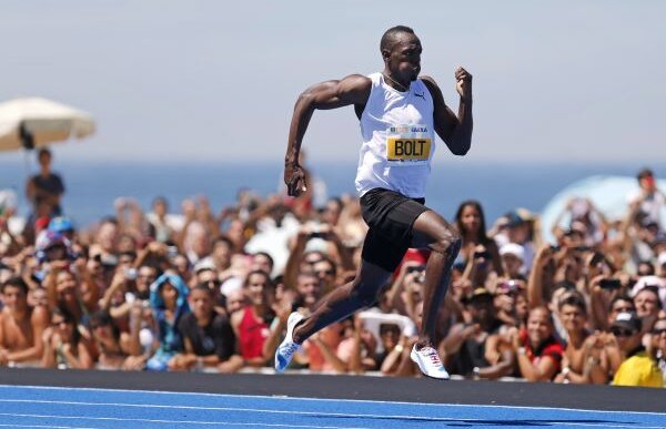 Usain Bolt a schimbat doar un SMS cu Asafa Powell de cînd acesta a fost prins dopat: "Pot să-mi conserve sîngele 50 de ani!"